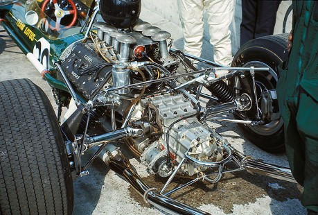 67IT-Lotus02