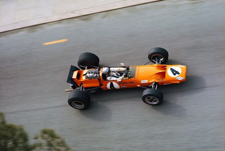 69MC-McLaren01