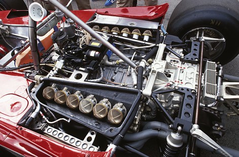 92HU-Ferrari_312T2