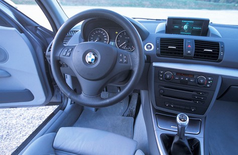 BMW-120i-2004-23