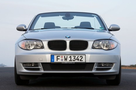 BMW-120i-Cabrio-2008-13