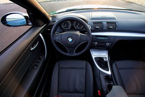 BMW-120i-Cabrio-2008-38