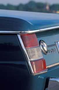 BMW-1500-1962-13