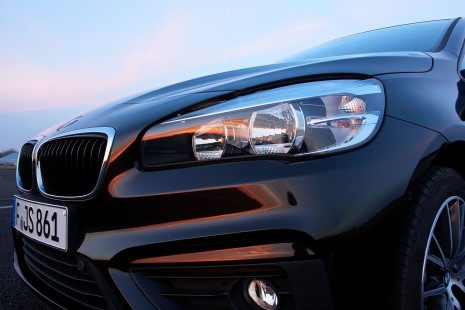 BMW-218i-AT-2015-31