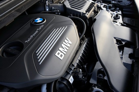 BMW-218i-AT-2015-38