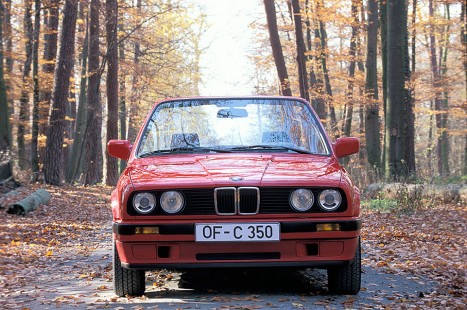 BMW-318i-Cabrio-1990-02