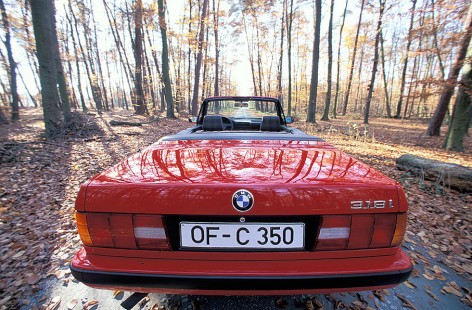 BMW-318i-Cabrio-1990-10