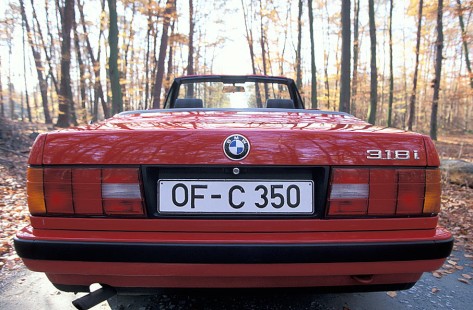 BMW-318i-Cabrio-1990-12