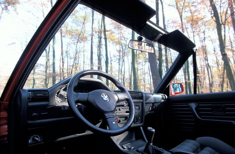 BMW-318i-Cabrio-1990-21