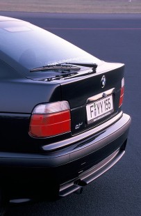 BMW-318ti_compact-1994-10