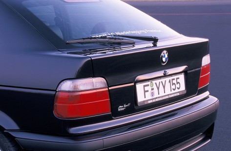 BMW-318ti_compact-1994-11