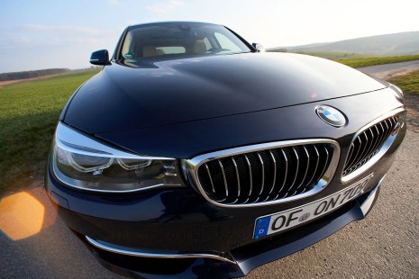 BMW-320d-GT-2015-17