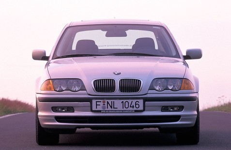 BMW-328i-1998-03
