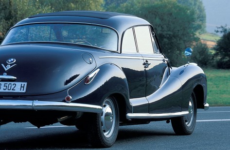 BMW-502Coupe-1954-24
