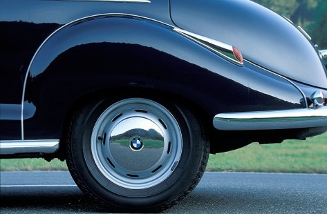 BMW-502Coupe-1954-26