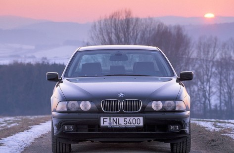 BMW-540i-1996-02