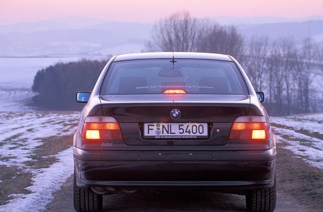 BMW-540i-1996-05