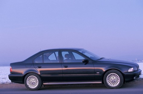BMW-540i-1996-08