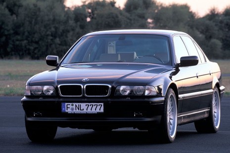 BMW-740i-1996-03