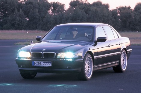 BMW-740i-1996-06