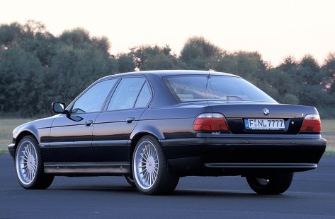 BMW-740i-1996-09