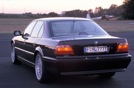 BMW-740i-1996-11