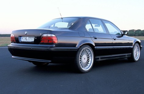 BMW-740i-1996-12