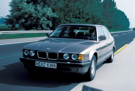 BMW-750iL-1987-10