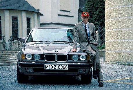 BMW-750iL-1987-21