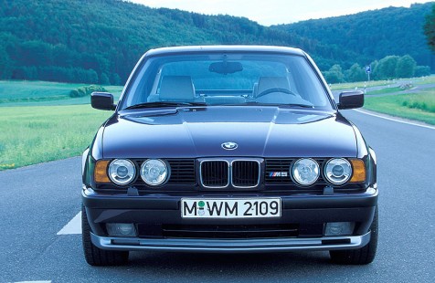 BMW-M5-2002-02