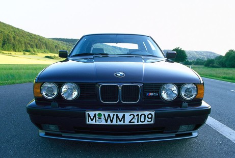 BMW-M5-2002-04