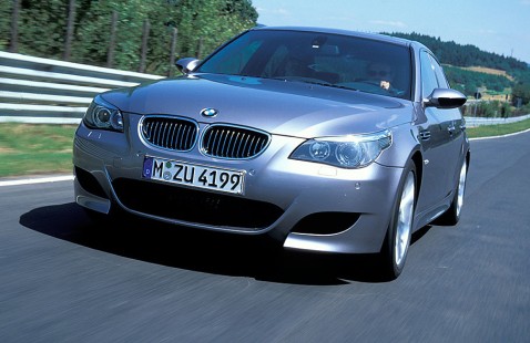 BMW-M5-2004-06
