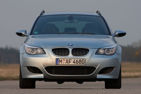 BMW-M5-Touring-2009-02