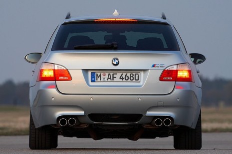 BMW-M5-Touring-2009-09