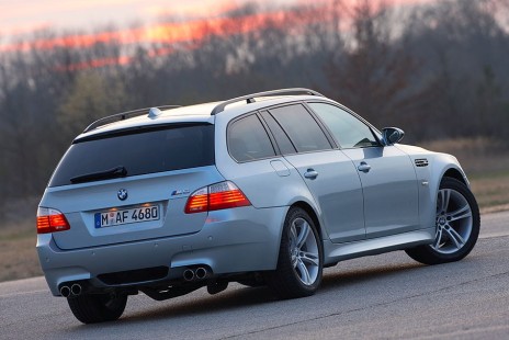 BMW-M5-Touring-2009-20