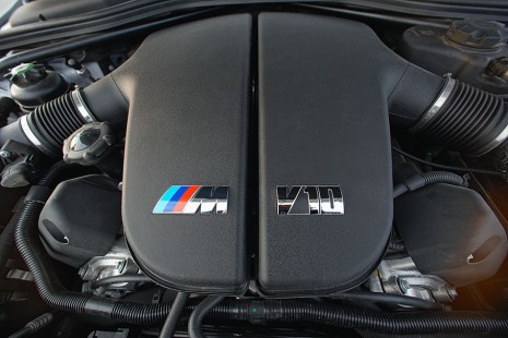 BMW-M5-Touring-2009-45