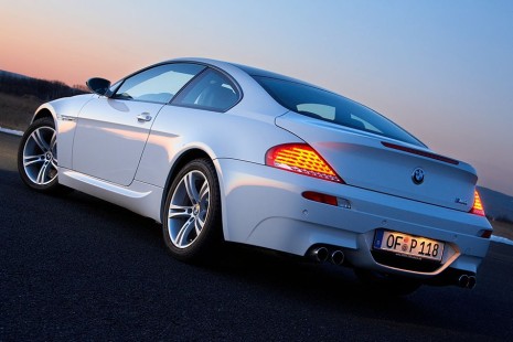 BMW-M6-Coupe-2008-26