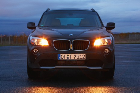 BMW-X1-s20d-2009-12