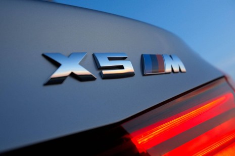 BMW-X5M-2015-28