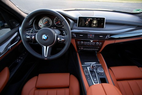 BMW-X5M-2015-41