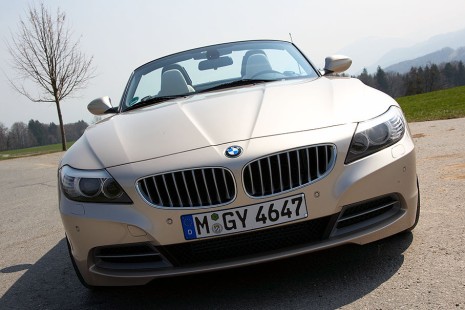 BMW-Z4-Road-35i-2009-013