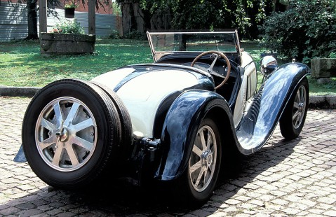 Bugatti-Typ55_Roadst#92F01B