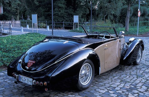 Bugatti-Typ57_Roadst#92F09B