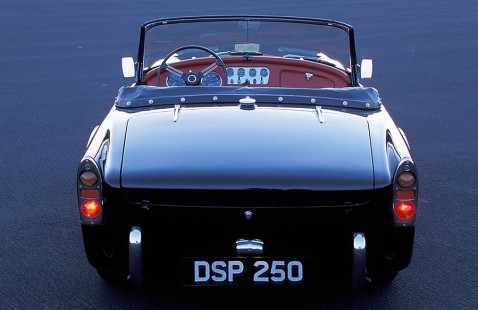 Daimler-SP250-1962-18