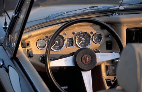 MGB-Roadster-1972-28