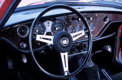 Triumph-GT6-1970-18