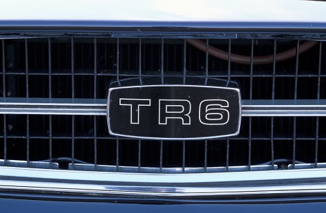 Triumph-TR6-1974-21